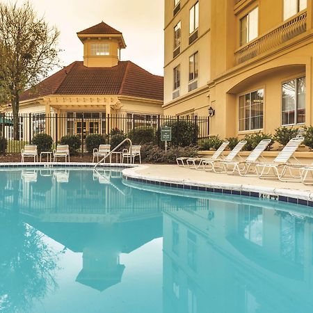 La Quinta By Wyndham Atlanta Ballpark/Galleria Bagian luar foto