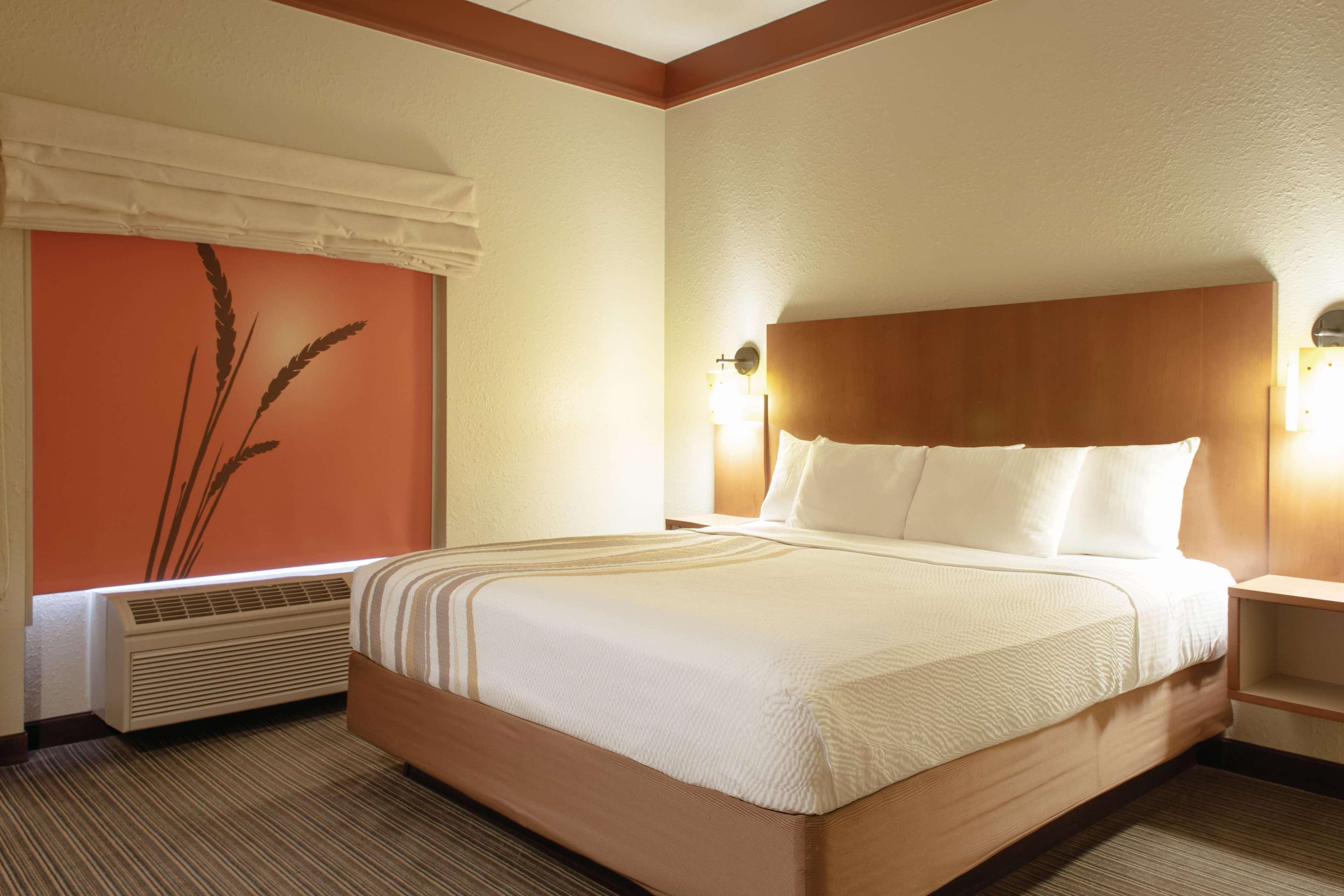 La Quinta By Wyndham Atlanta Ballpark/Galleria Bagian luar foto